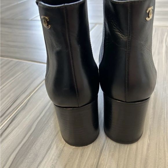 SOLD CHANEL black leather ankle boots size logo 38.5 8.5 - Picture 6 of 11